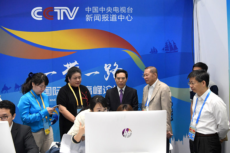 凯发k8官网贵宾版本等不及明天了？先给军事类互联网产品们“阅兵”吧